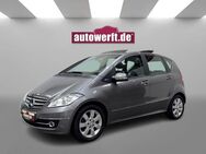 Mercedes-Benz A 200 AUTOMATIK PANO LEDER AHK HU/AU 06.2025 - Ahrensburg