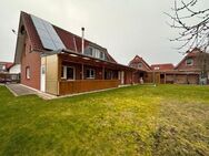 Einfamilienhaus mit Doppelgarage u. Carport - Stemwede