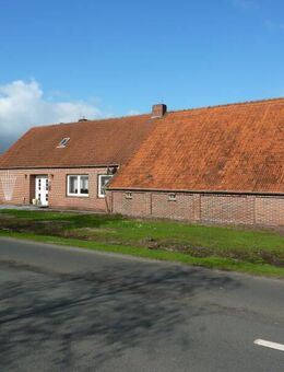 Wohnhaus mit Carport in ruhiger Wohnlage - Wittmund