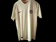 Nike Sportswear T-Shirt – Weiß (Größe M) - Marktredwitz