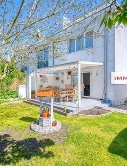 IMMOBERLIN.DE - Elegantes Townhouse mit Südwestgarten + -terrasse in familienfreundlicher Lage - Berlin