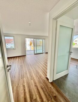 Neubau - Erstbezug in Lauchringen: 3-Zimmer-Wohnung im Erdgeschoss in zentraler Lage - Lauchringen