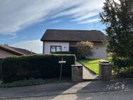 Einfamilienhaus mit Einliegerwohnung in schöner Lage von Pfedelbach-Gleichen! - Pfedelbach