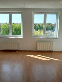 lichtdurchflutete 2- Zimmer-Wohnung mit Terrasse (40203.4203) - Magdeburg