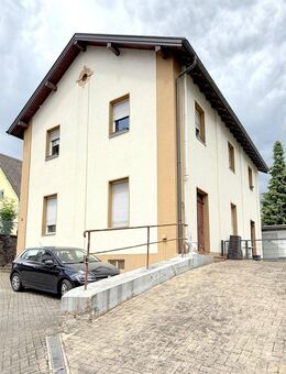 Zweifamilienhaus wartet auf Sanierung - Nutzen Sie die Gelegenheit! - Wehr (Baden-Württemberg)
