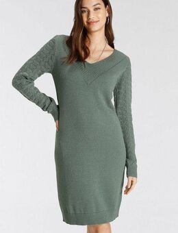 Tamaris Strickkleid festlich, lang, feminin und figurbetont, aus Viskosemischung