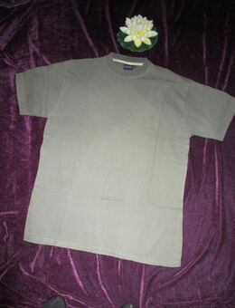 NEUw * Herren oder Damen * Unisex * Baumwolle * Halbarm * Kurzarm * T- Shirt "bossini BASIC WEAR" Gr. 54, 56- 58/ L- XL * helles khaki- grün * - Riedlingen