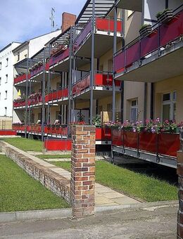 Beruhigte Citylage, Großer Balkon zum grünen Hof! - Brandenburg (Havel)