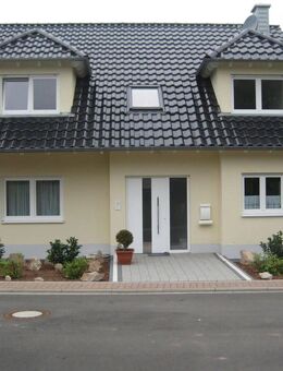 Die blaue Mauritius - Hochwertige 3,5 Zimmer Wohnung in absoluter Bestlage in Haibach - Haibach (Regierungsbezirk Unterfranken)