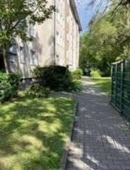 Selbstnutzung o. Kapitalanlage! Gartenwohnung direkt am Bertrampark/HR mit Garten! - Frankfurt (Main)