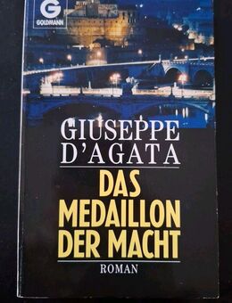 Das Medaillon der Macht Roman vo Giuseppe d'Agata (Taschenbuch) - Essen
