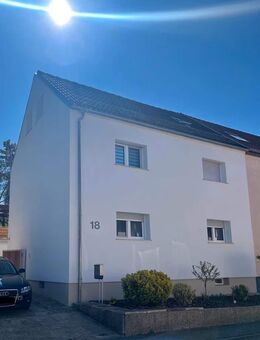 Charmante Doppelhaushälfte in Östringen - Östringen