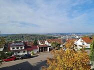 Geräumige 4,5 Zimmer-Wohnung mit Aussicht und TG-Stellplatz - frei! - Plochingen