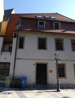 Zentrale Dachgeschosswohnung im Zentrum von Zwickau - Zwickau