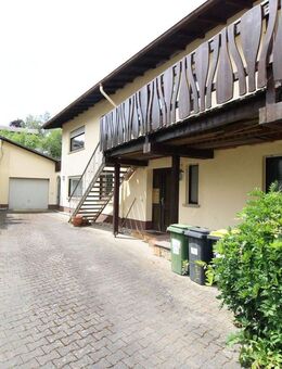 Solide Kapitalanlage mit Entwicklungspotenzial - Mehrfamilienhaus in ruhiger Lage von Espa - Langgöns