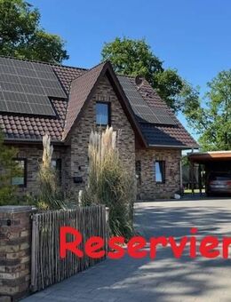 RESERVIERT! Energetisch autarkes Wohnen in modernem Einfamilienhaus in Bad Zwischenahn - OT Ekern - Bad Zwischenahn