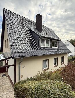 NEU: Gepflegtes Zweifamilienhaus mit tollem Ausblick in ruhiger Wohnlage von Werdohl zu verkaufen! - Werdohl