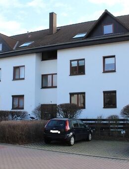 Vermietete Eigentumswohnung mit Balkon und PKW Stellplatz in Langenbogen! - Teutschenthal