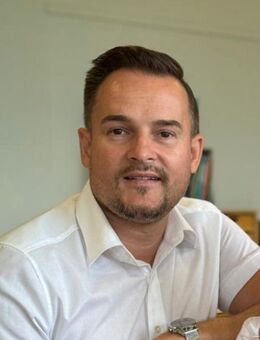 Er sucht sie - Leverkusen