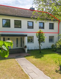 Platz zum Wohlfühlen - 3 Zimmer Wohnung mit Süd-Balkon und Kamin in gefragter Lage - Groß Grönau