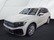 VW Touareg, 3.0 TDI Elegance Travel, Jahr 2024 - Hannover