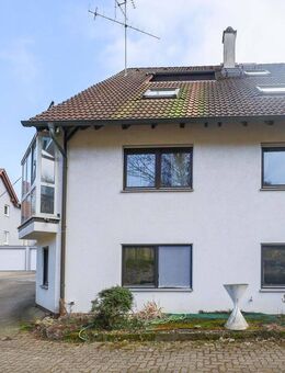 Attraktive und großzügige 3,5 Zimmer Wohnung im 3-Familienhaus in Inzlingen - Inzlingen