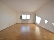 Moderne 4,5-Zimmer-Wohnung mit traumhaftem Ausblick auf der Diezenhalde - sofort bezugsfrei ! - Böblingen