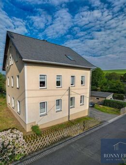 Gepflegtes 3-Familienhaus mit Garten & neuer Dacheindeckung - Investieren in ruhiger Ortslage in Jahnsbach - Thum
