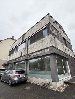 Vielseitiges Wohn- und Geschäftshaus mit Aufstockungspotenzial in Reichshof - Reichshof