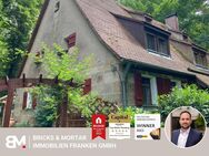 Historische Doppelhaushälfte im Fachwerkstil mit großem Garten und idyllischem Teich - Altdorf (Nürnberg)