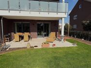 Innovativ und komfortabel in Citylage - große Neubauwohnung mit überdachter Terrasse & Garten - Warendorf