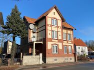 3-Familienwohnhaus mit Nebengebäude und Garage in zentrumsnaher Wohnlage von Holzminden - Holzminden