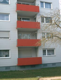 Eigentumswohnung mit Einzelgarage in Garagenhaus im Westen Regensburgs - Regensburg