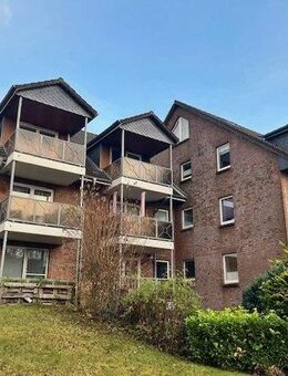 Schöne 3-Zimmer Dachgeschoss-Maisonette mit Südbalkon - Neumünster