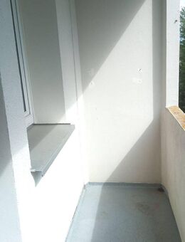 Helle 2-Zimmer-Wohnung mit Balkon in Görlitz - Görlitz