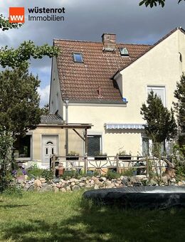 EXKLUSIV! Attraktive Doppelhaushälfte in sehr ruhiger Lage von Lankwitz nahe Malteserstraße - Berlin