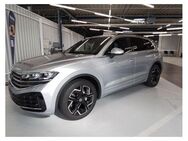 VW Touareg 3.0TDI Elegance Facelift AHK Luft Stdhz 360° Keyless Allradlenkung - Dießen (Ammersee)