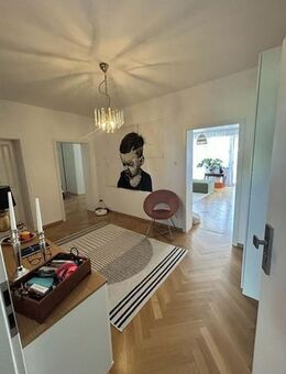 Stilvolle neuwertige 2-Zimmer-Wohnung mit 2 Balkone und EBK in Mannheim - Mannheim