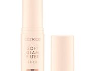 Catrice Primer Soft Glam Filter Stick, 3-tlg., Cremige Textur, leichte Deckkraft für natürlichen Glow, pflegend.