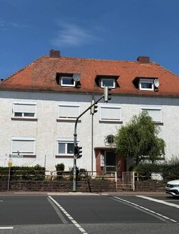 Geräumige 3 Zimmer Dachgeschosswohnung in zentraler und begehrter Lage von Gelnhausen - Gelnhausen