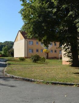 Kleine vermietete Eigentumswohnung als Kapitalanlage - Schönau-Berzdorf (Eigen)