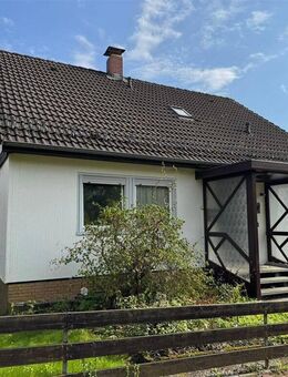 *Freistehendes Einfamilienhaus mit Garten und Garage in der Freiheit* - Osterode (Harz)