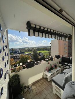 Attraktive Wohnung in Hemmingen - Wohnen am ruhigen Feldrand - Hemmingen (Baden-Württemberg)