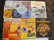 Bastelbücher Handarbeitsbücher Basteln Handarbeit Bücher zus. 5,- - Flensburg