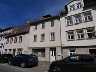 Wohnen am Hofgarten: Stadthaus mit kleinem Garten in der Leopoldstraße - Coburg