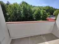 Schick sanierte 2-Raumwohnung mit Balkon und Blick ins Grüne - Grimma