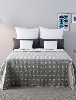 my home Tagesdecke Yolanda gesteppte Tagesdecke, für Kinder und Erwachsene, in Wendeoptik, Baumwollmischung, mit leichter Füllung, Sterne