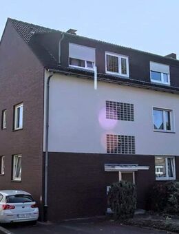 Großzügiges Dreifamilienhaus mit Garten, Balkonen und Terrasse - Lippstadt