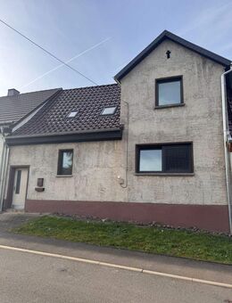 Einfamilienhaus mit großem Grundstück & Ausbaupotenzial in Hergisdorf! - Hergisdorf