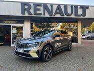 Renault Megane, ICONIC EV60 220hp optimum charge, Jahr 2022 - Ratingen